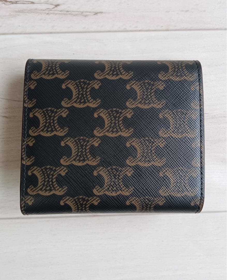 CELINE 三つ折り財布 黒/ベージュ