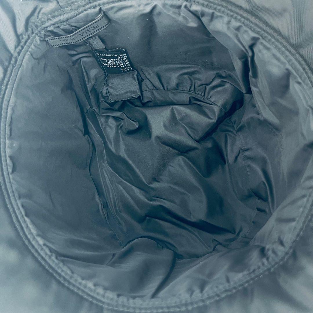 PRADA プラダ ロゴ　刺繍　Lサイズ バケットハット ブラック ナイロン