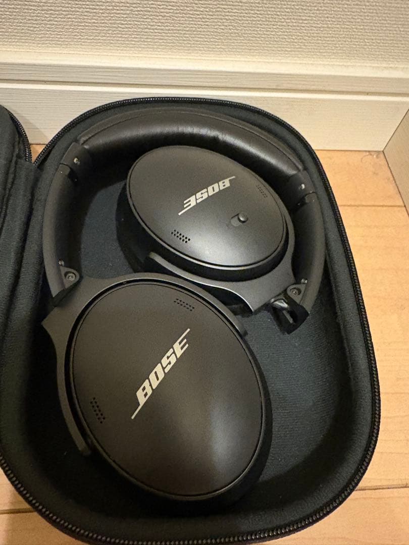 中古品 Bose QuietComfort 45