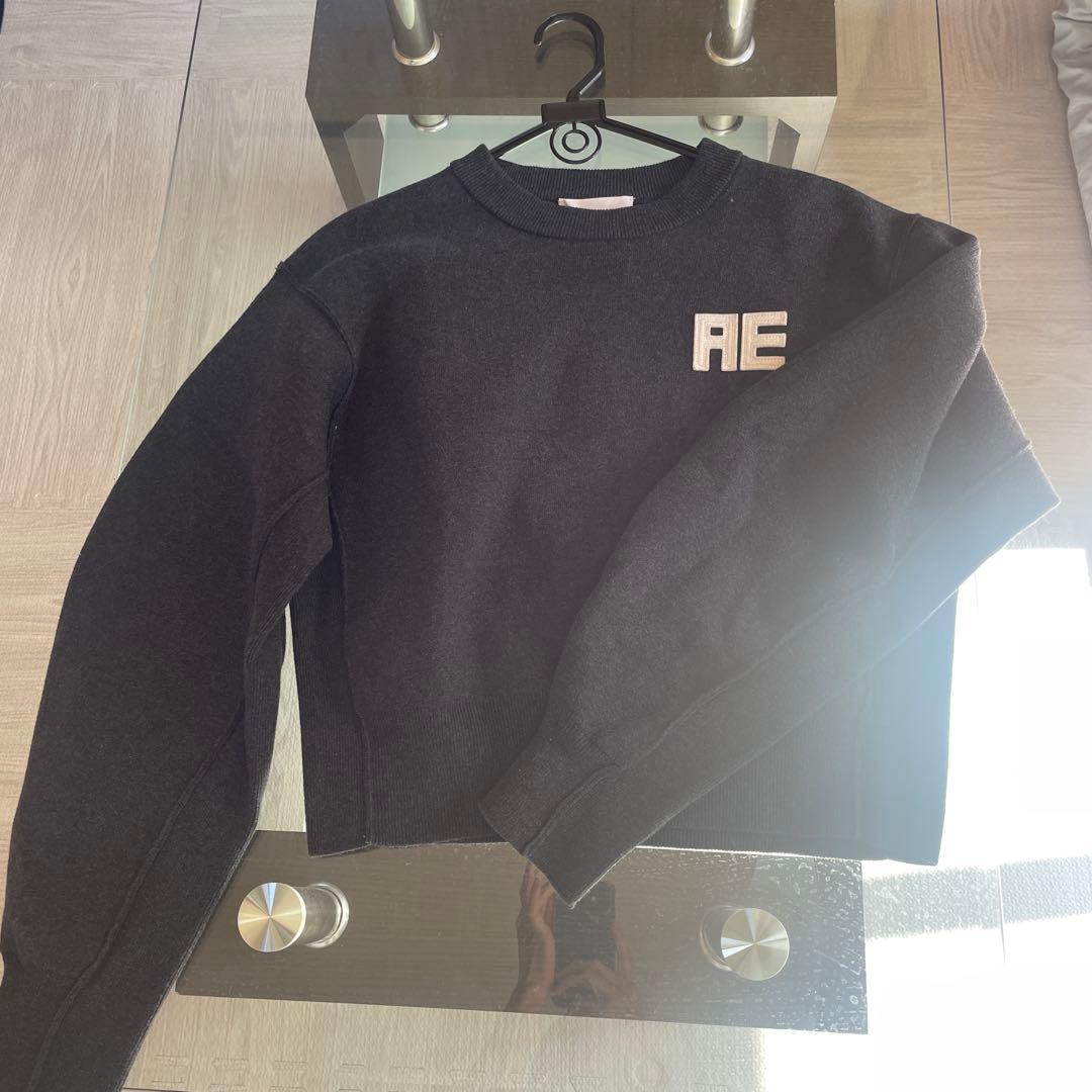 ADAM ET ROPÉ クロップドスウェット