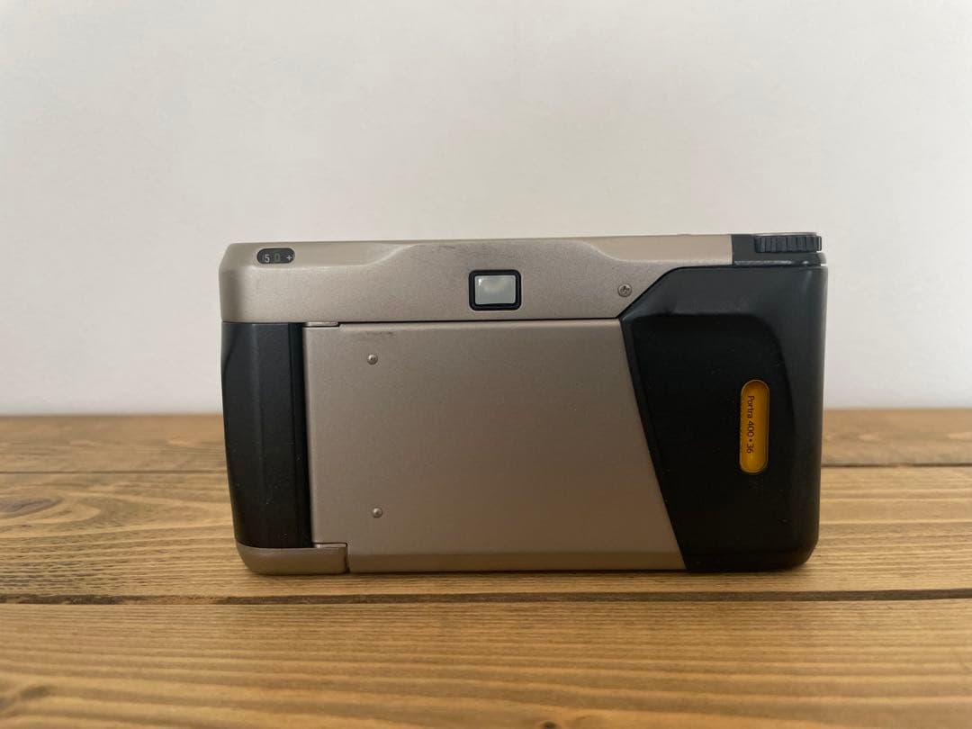 【良品】CONTAX T2 チタンシルバー フィルムカメラ