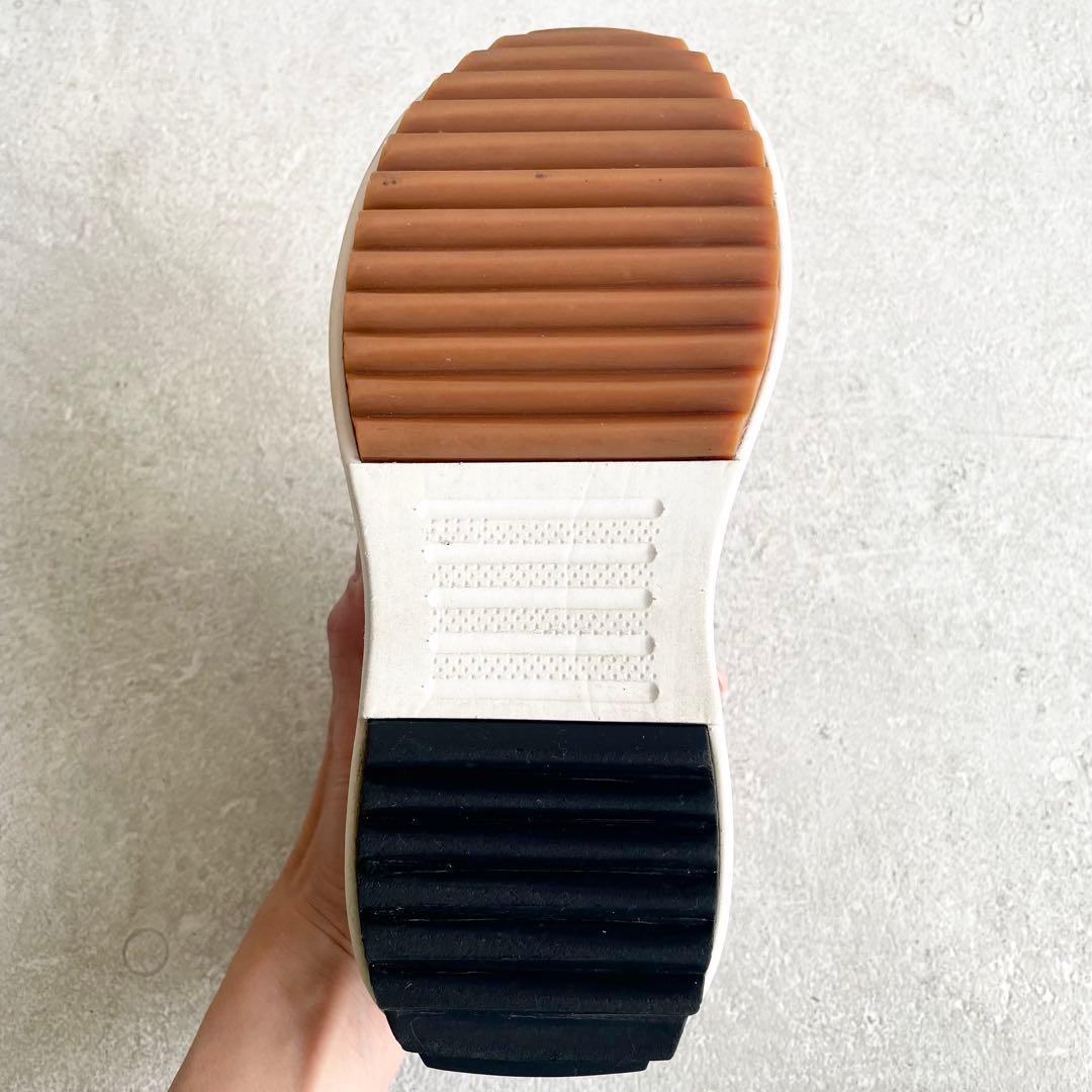 ビアズリー レザー スリッポン 厚底スニーカー 22.5cm シルバー