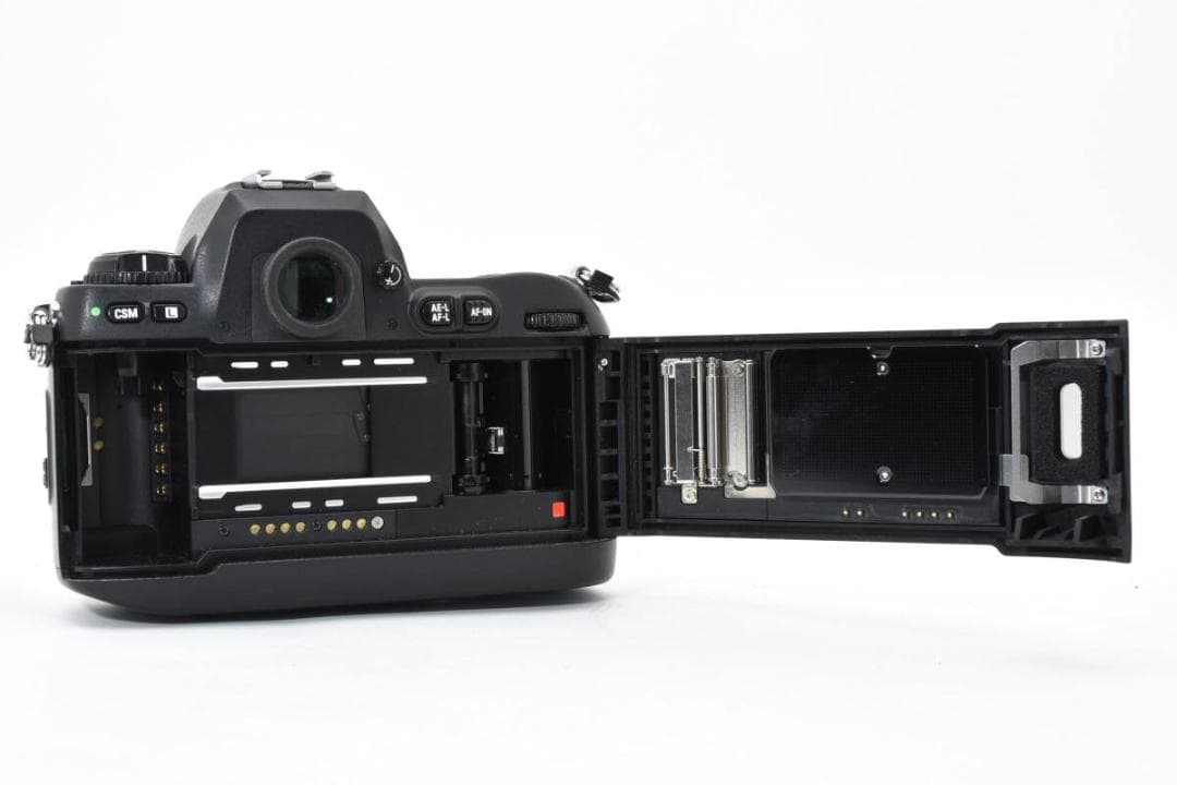 ニコン Nikon F100+28-105mm レンズキット ソフトケース付き