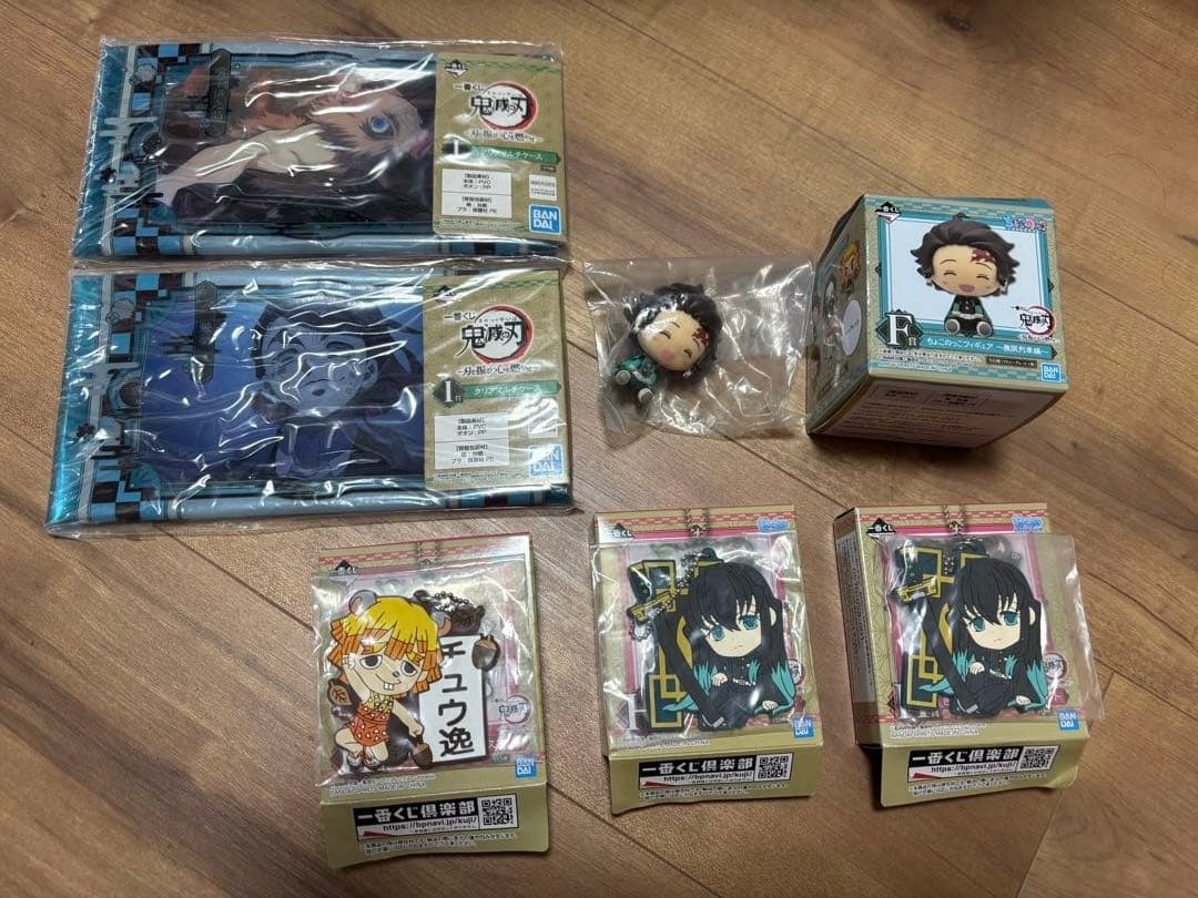 鬼滅の刃　映画DVD、フィギュア、1番くじまとめ売り