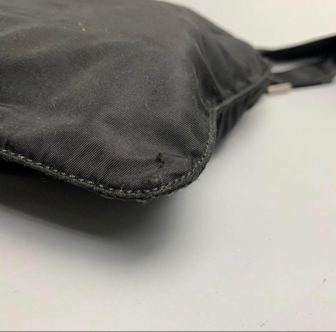 PRADA/プラダ 斜め掛けショルダーバッグ サコッシュ A405