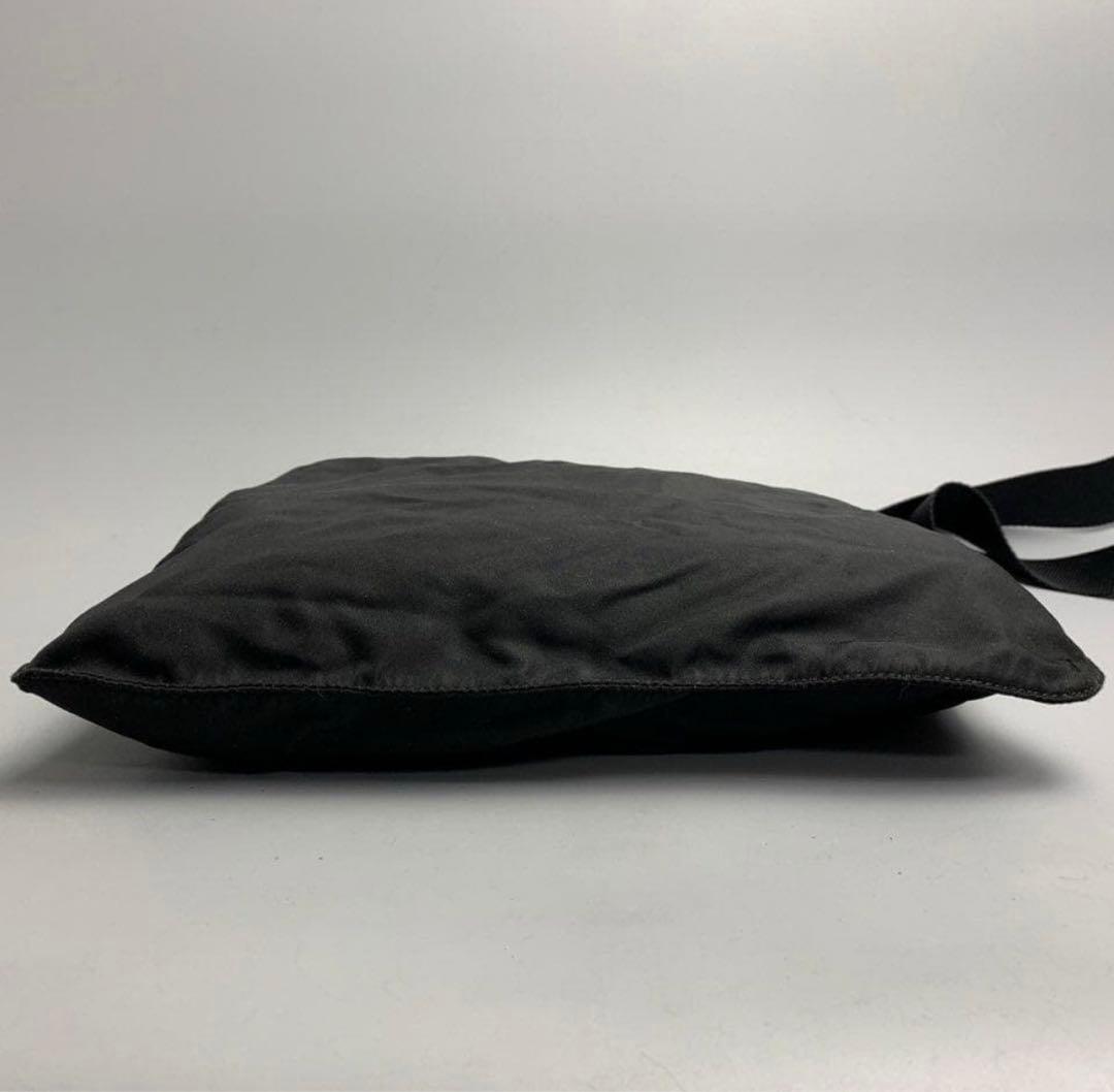 PRADA/プラダ 斜め掛けショルダーバッグ サコッシュ A405