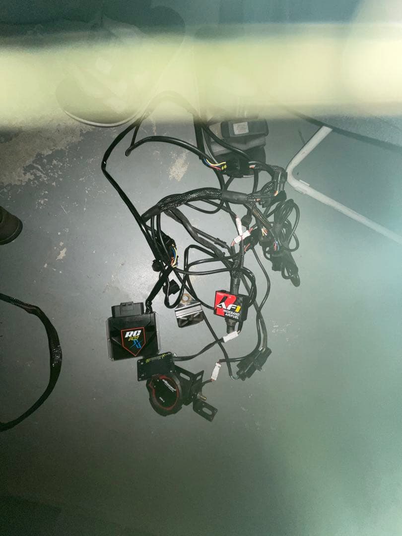 シグナス　りょう　カーボン部品