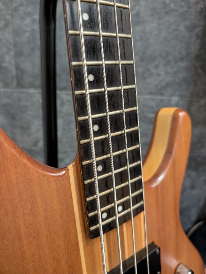 Washburn ワッシュバーン Force-4　ベース