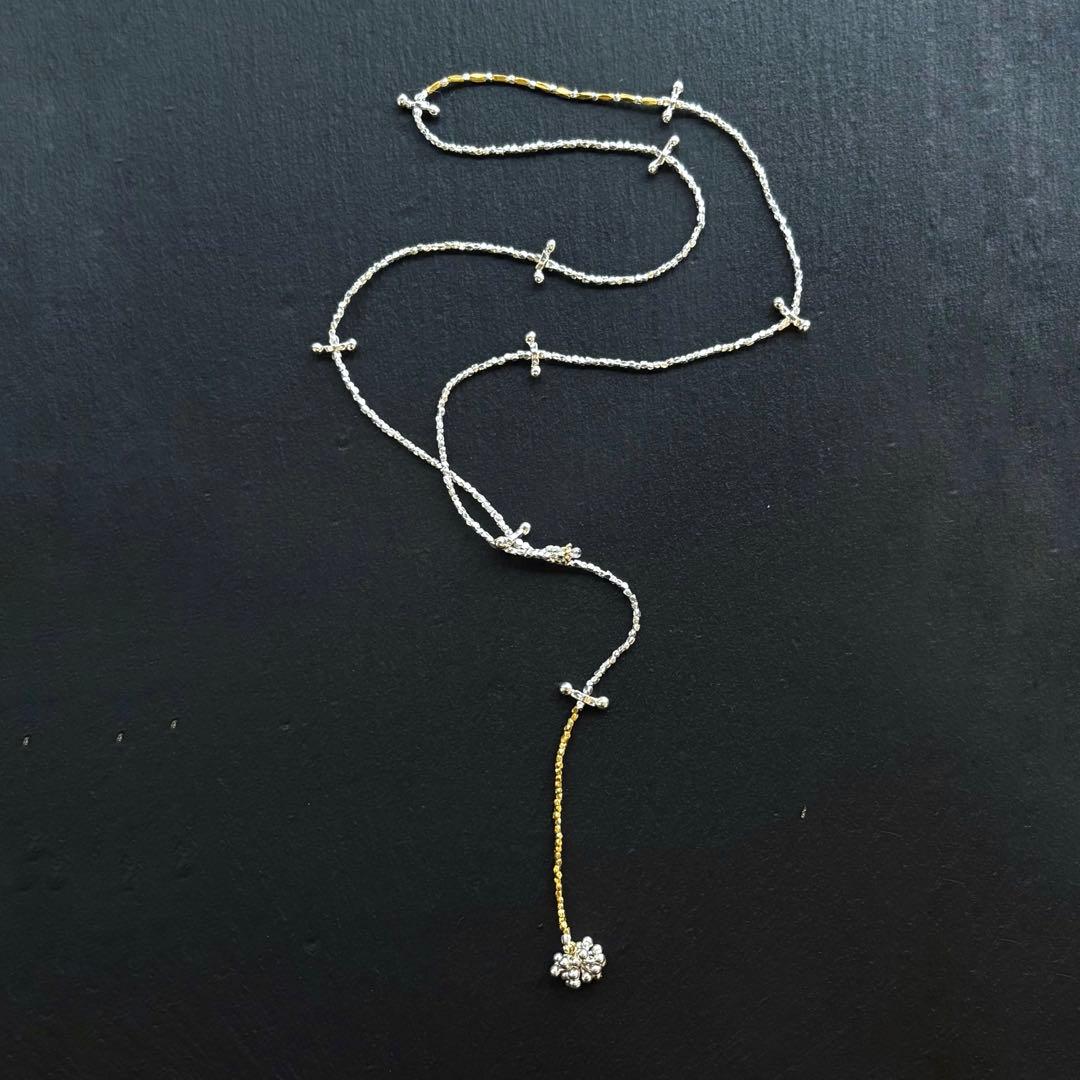 カレンシルバーネックレス