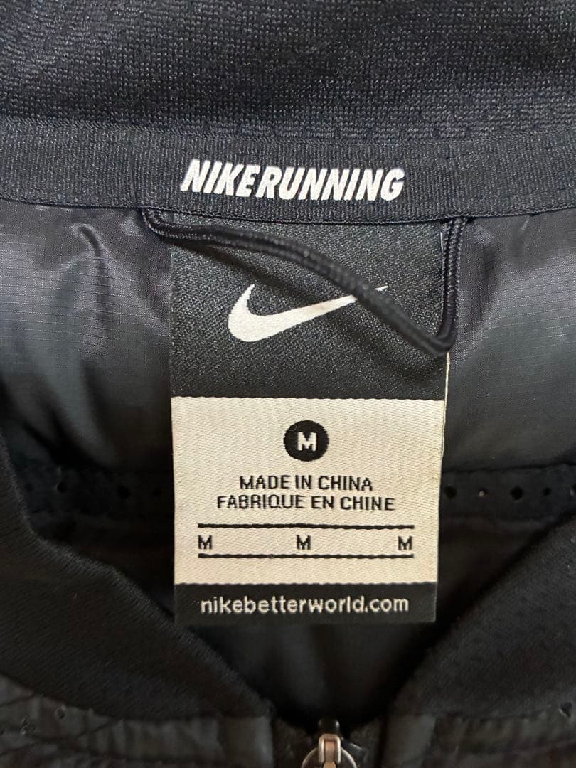 NIKE エアロロフト800 ベスト