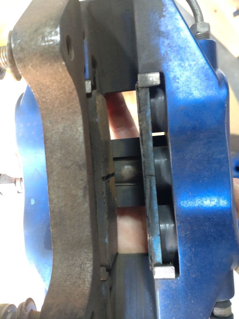 ENDLESS ブレーキキャリパー　スリットディスク　NB6　ロードスター