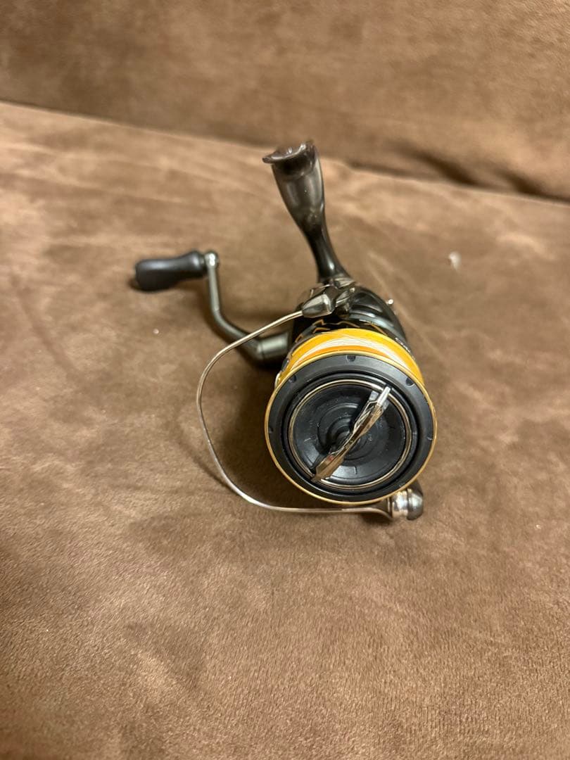 セール中　SHIMANO TWIN POWER 4000 pgスピニングリール
