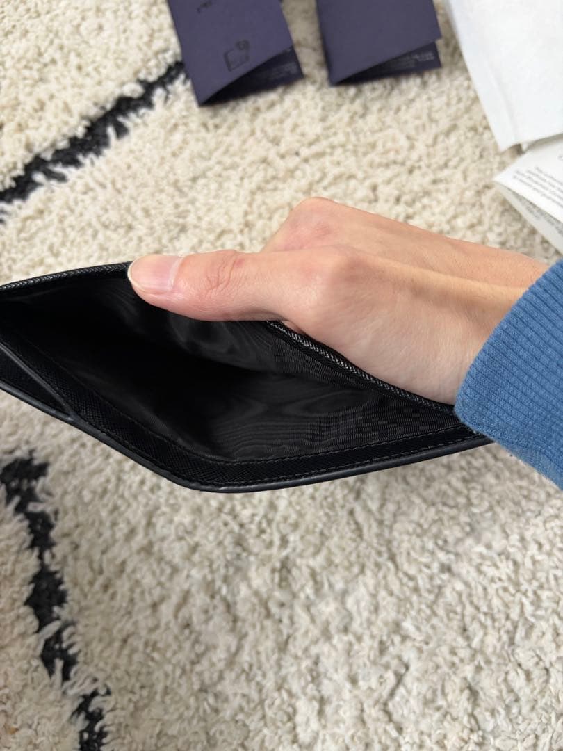 PRADA Small Saffiano leather wallet ブラック