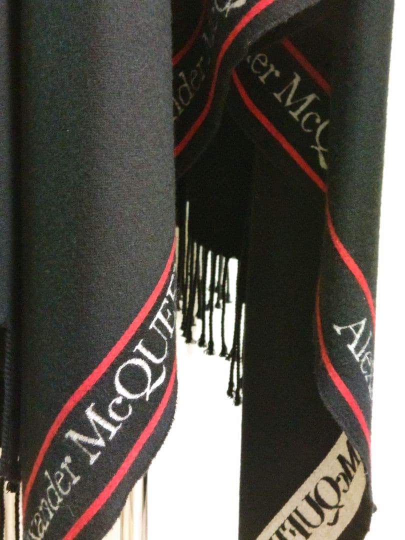 未使用！アレキサンダーマックイーン ポンチョ！