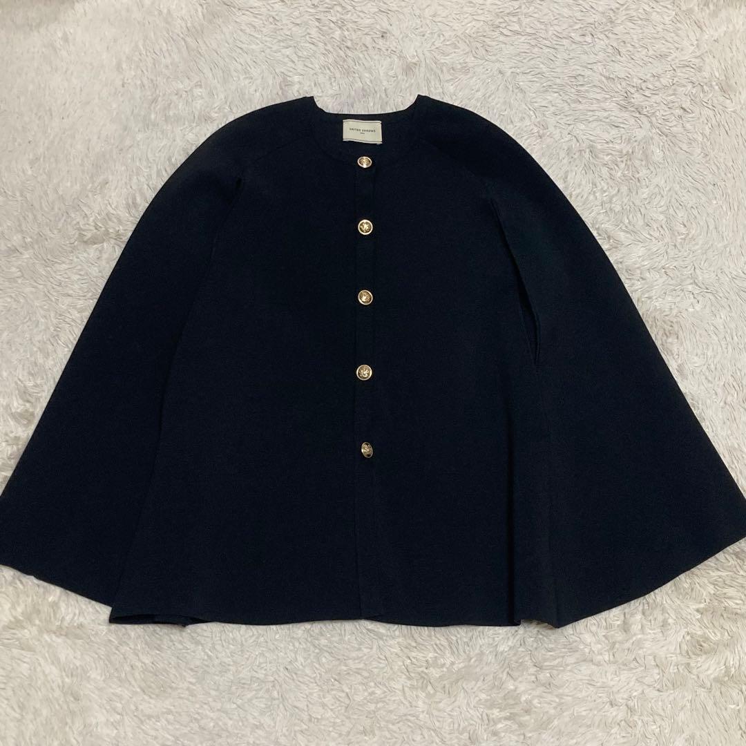 UNITED ARROWS 滝沢眞規子さん着用 黒 ケープカーディガン
