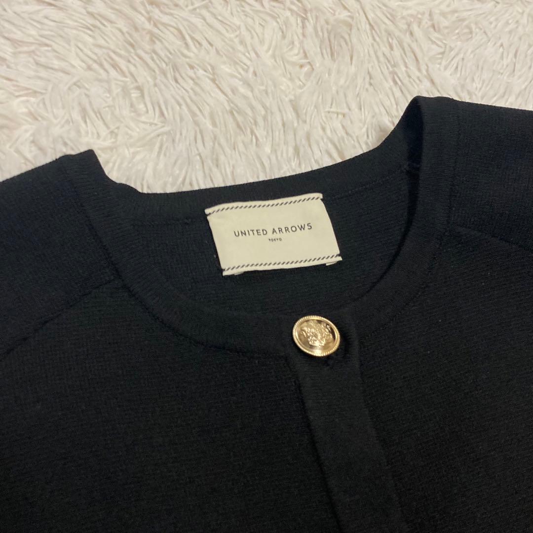 UNITED ARROWS 滝沢眞規子さん着用 黒 ケープカーディガン