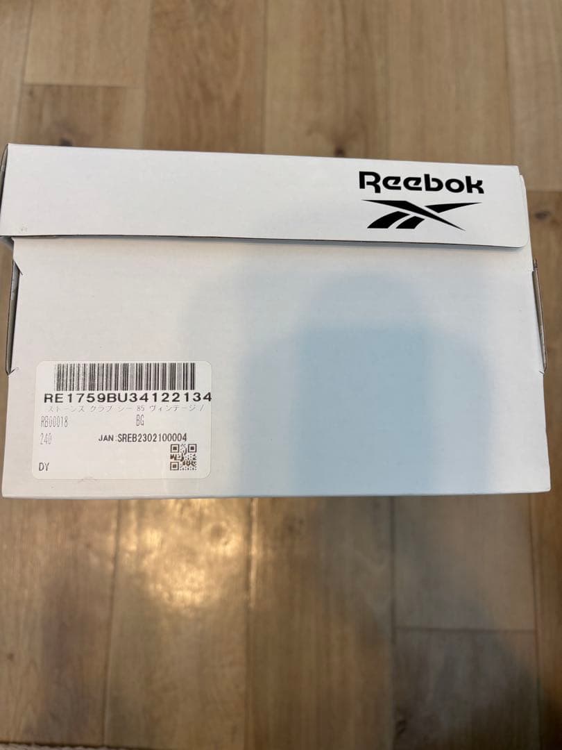 Reebok SixTONES スニーカー クリーム色