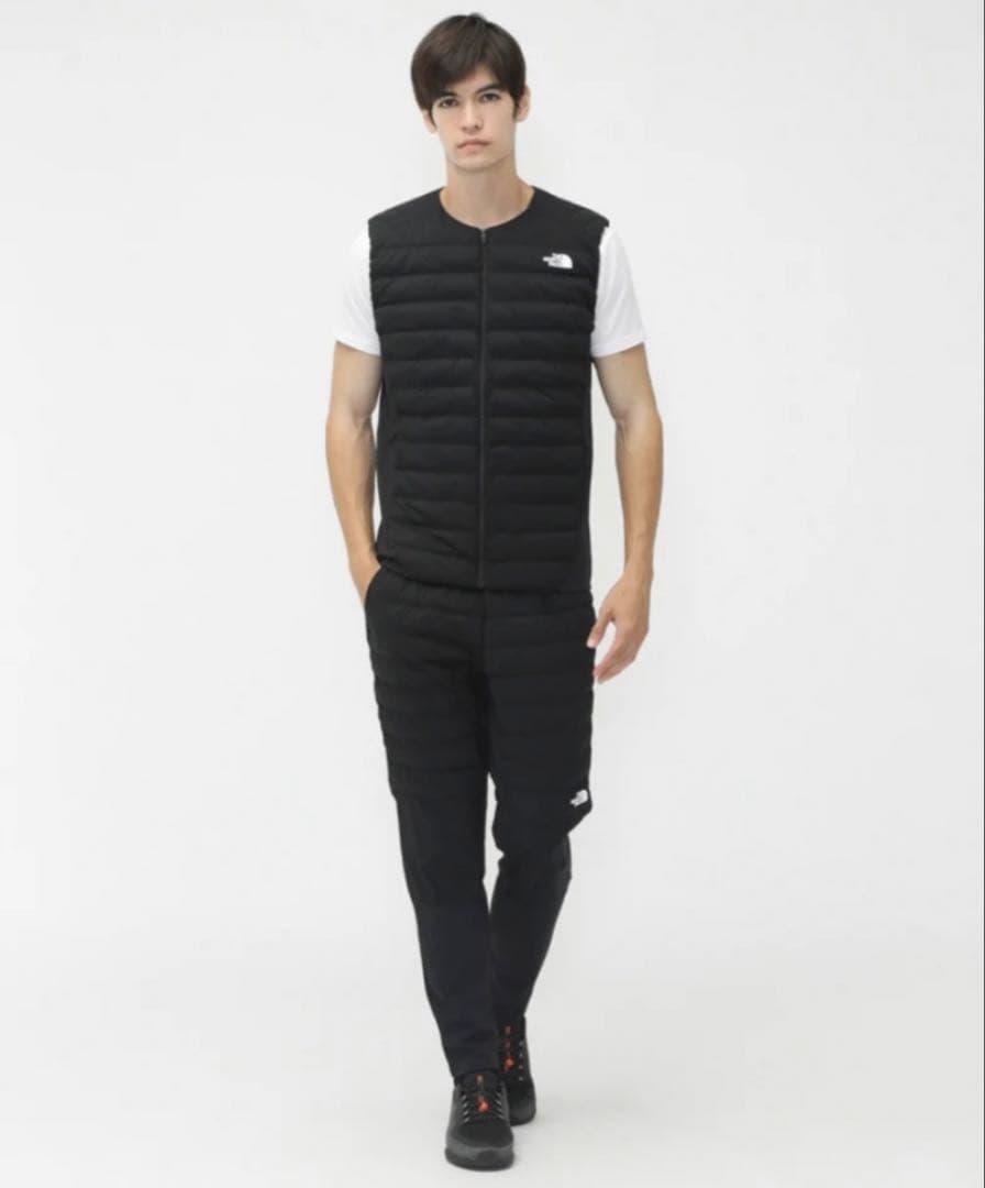 【新品】Ｍ　ノースフェイス レッドランベスト ブラック NY82577