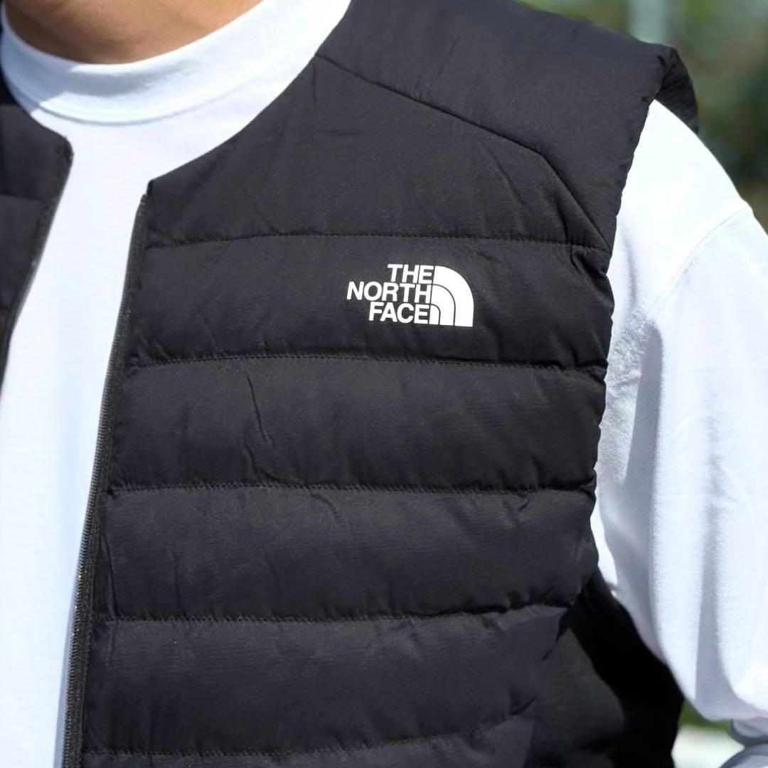 【新品】Ｍ　ノースフェイス レッドランベスト ブラック NY82577