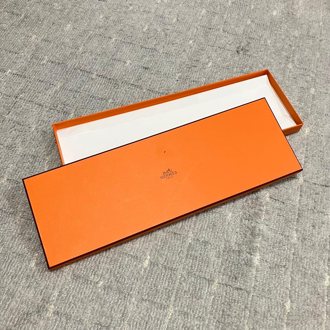 現行！エルメス［未使用タグ付き］ネクタイ　H柄　ファソネ　ジャガード　箱付き
