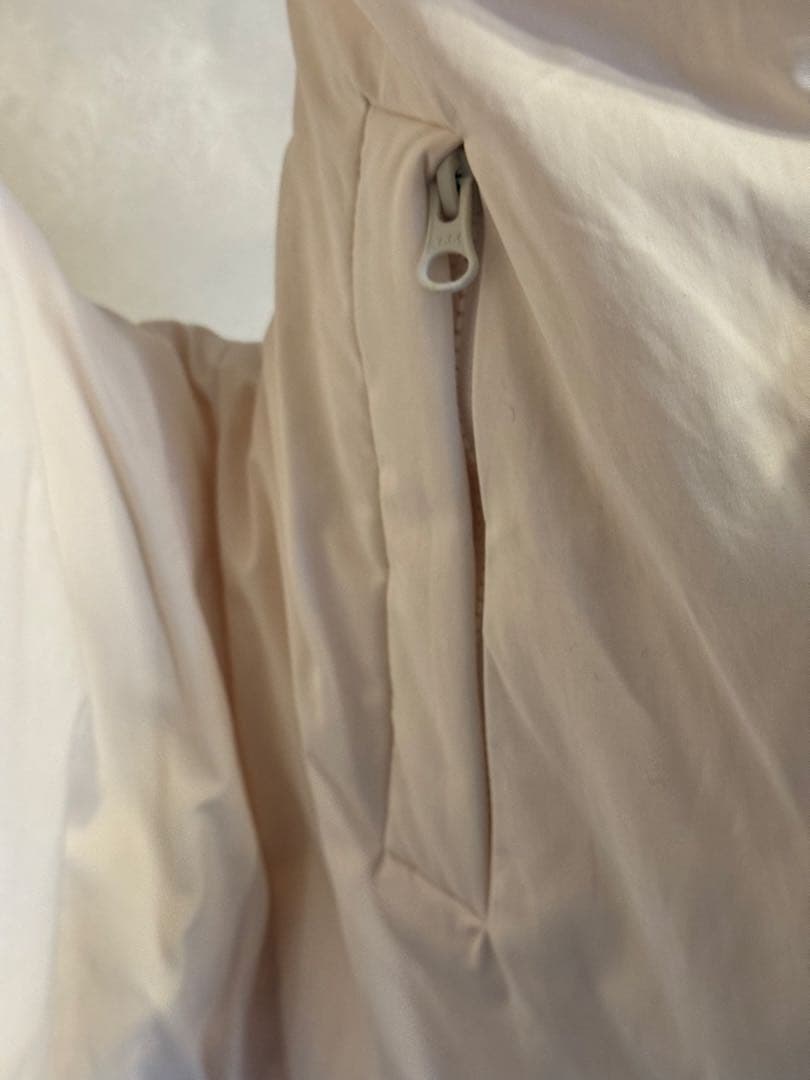 HYEIN SEO PADDED VEST ダウンベスト　アイボリー