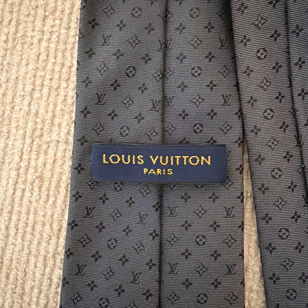 ルイ・ヴィトン クラヴァット・ネオ モノグラミッシム 8CM