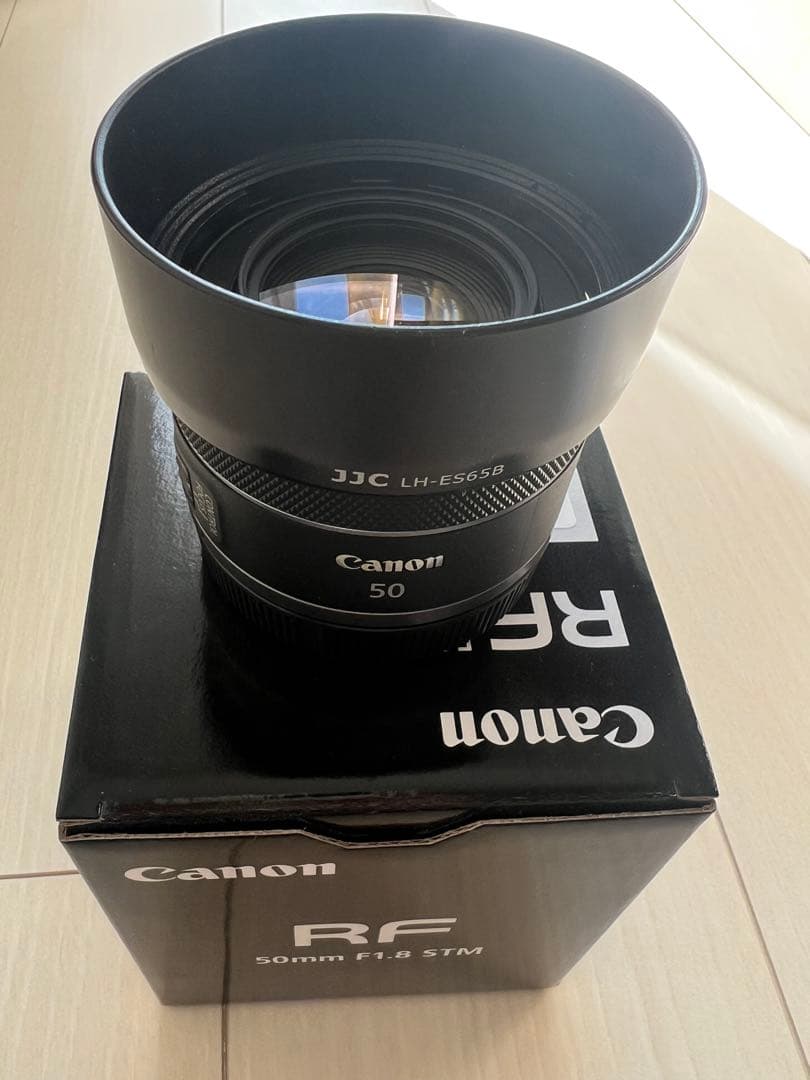 Canon RF50mm F1.8 STM｜レンズフード・フィルター付き