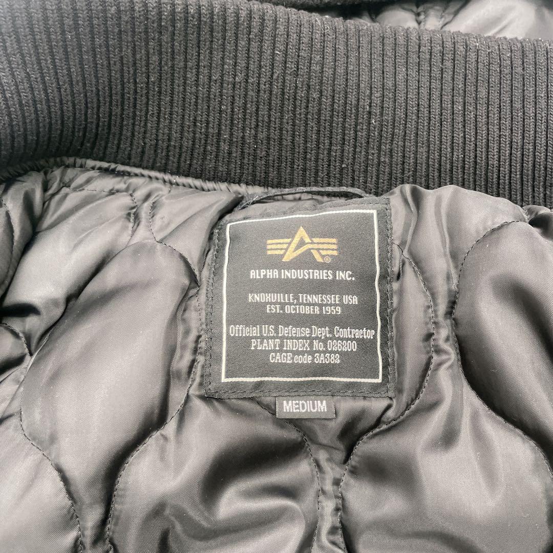 ALPHA IND. MA-1ジャケット ブラック　フード付き　Ｍ