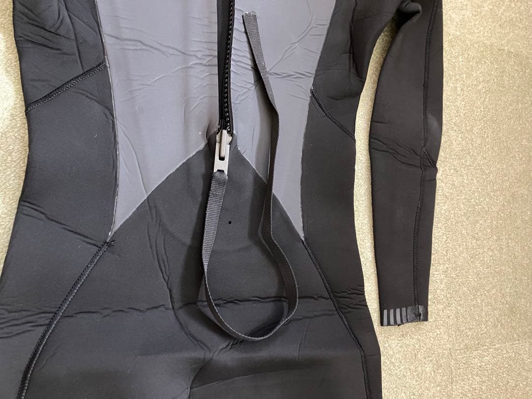 BILLABONG ウエットスーツ メンズS 即発送‼️