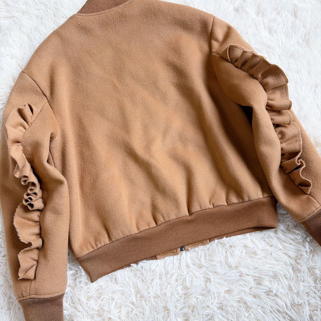 【美品】ルシェルブルー　ラッフルスリーブウールブルゾン　フリルブルゾン　ジップ