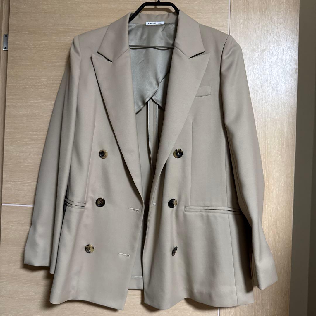 けんけんママ専用　美品　EVERYDAY I LIKE. ダブルジャケット38