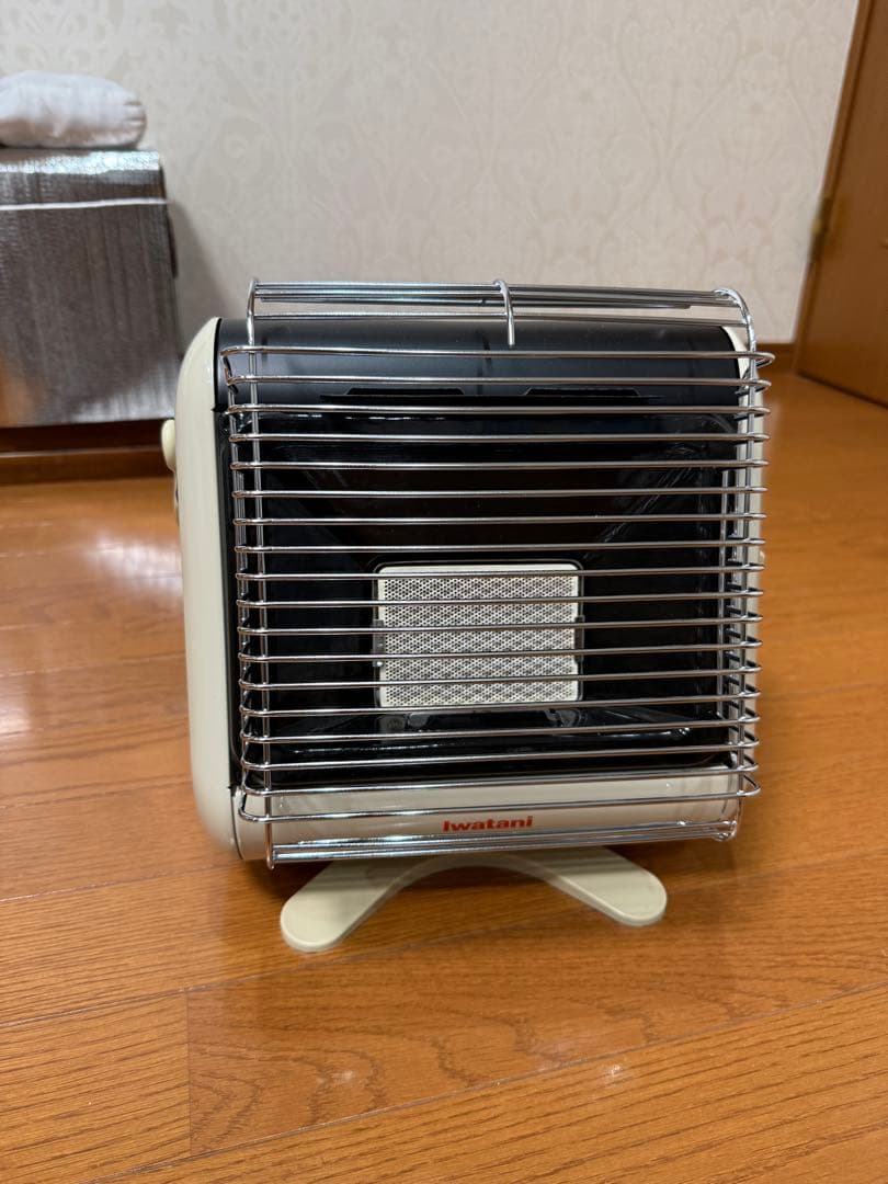 マイ暖iwatani コンパクトストーブ ホワイト