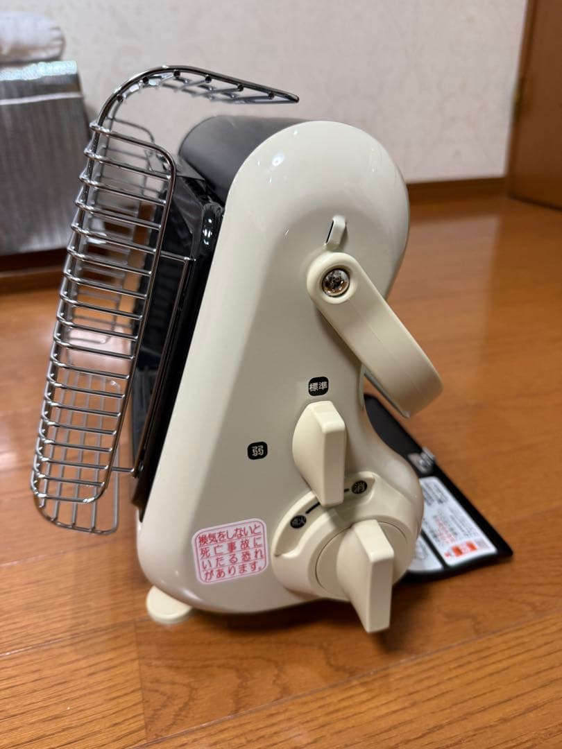 マイ暖iwatani コンパクトストーブ ホワイト