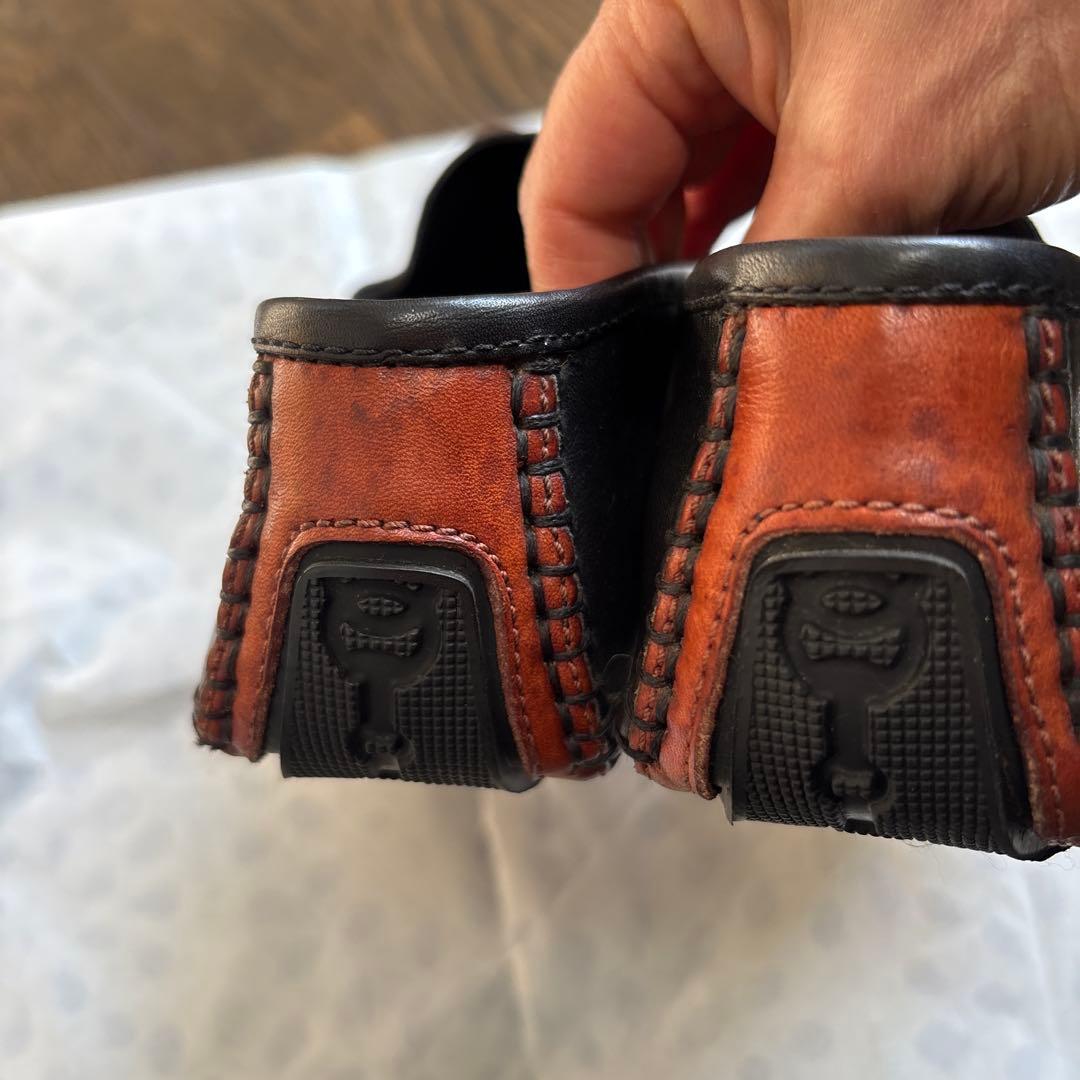 GUCCI ブラックレザー　ドライビングシューズ