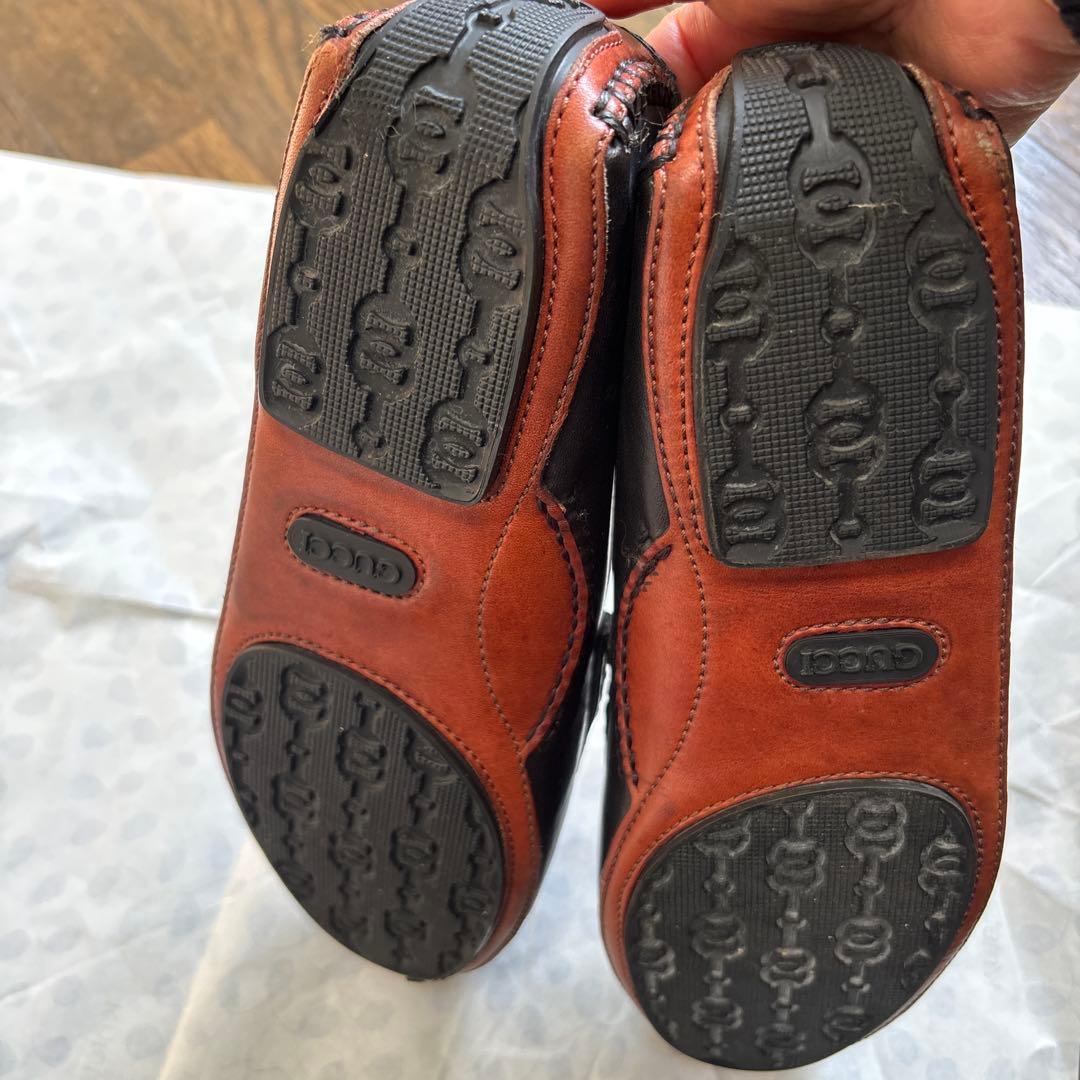 GUCCI ブラックレザー　ドライビングシューズ