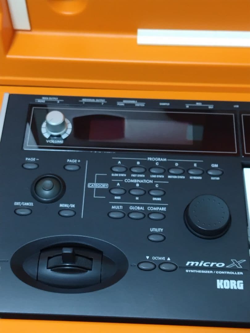 美品　KORG コルグ microX シンセサイザー