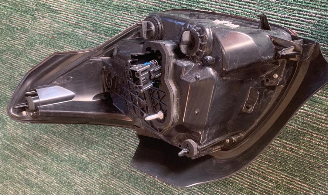 美品シトロエンDS3 純正テールライ ト左右セット