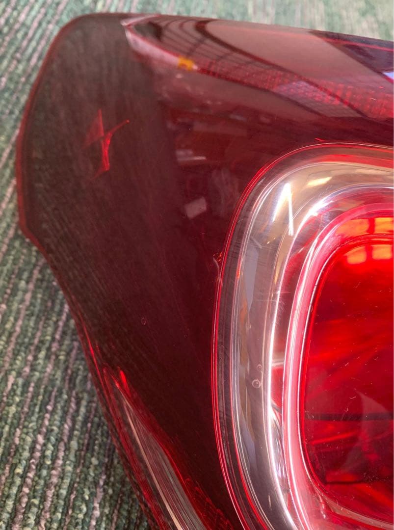 美品シトロエンDS3 純正テールライ ト左右セット