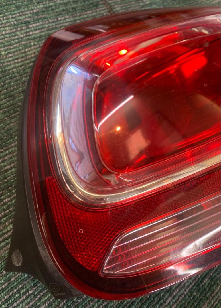 美品シトロエンDS3 純正テールライ ト左右セット
