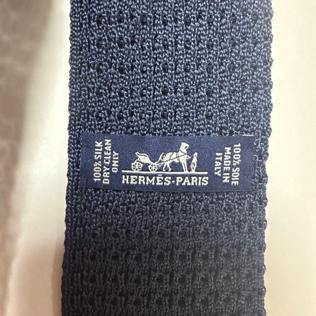 美品　エルメス　ネクタイ　ニットタイ　紺　無地　シルク