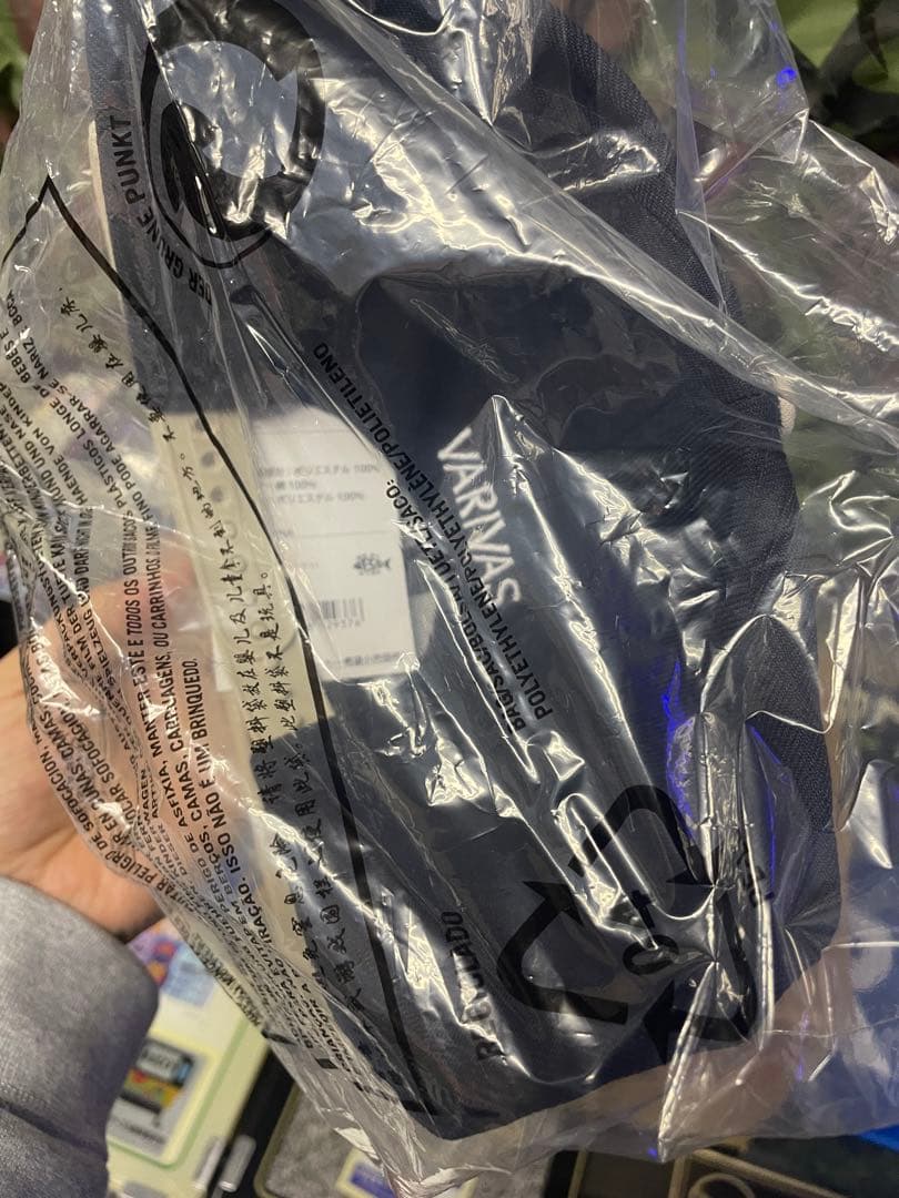 新品未使用 未開封品オンライン限定 VARIVAS キャップ ネイビー/ベージュ