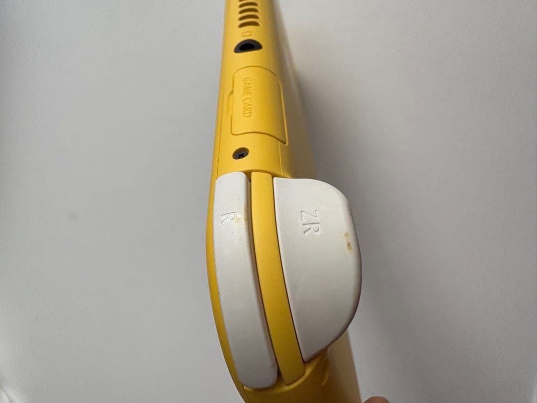 Nintendo Switch Lite イエロー 本体、本体カバー、ケース付き