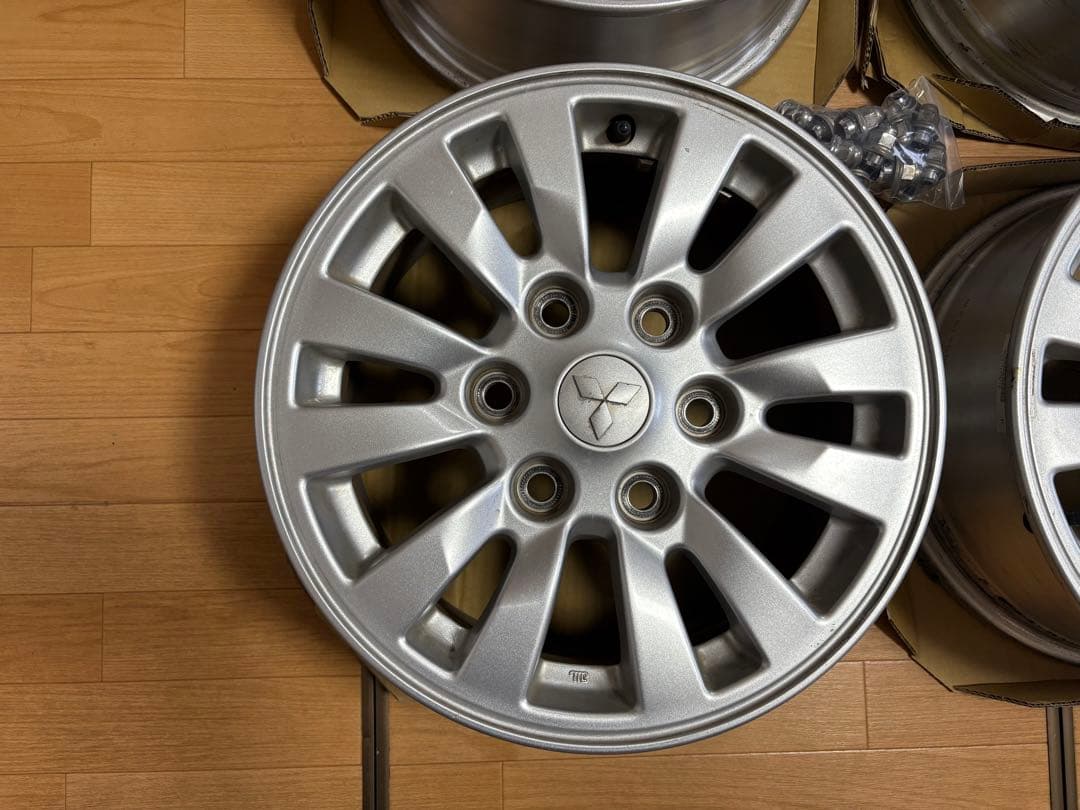 三菱 16インチ アルミホイール ENKEI 6穴　PCD139.7 7J