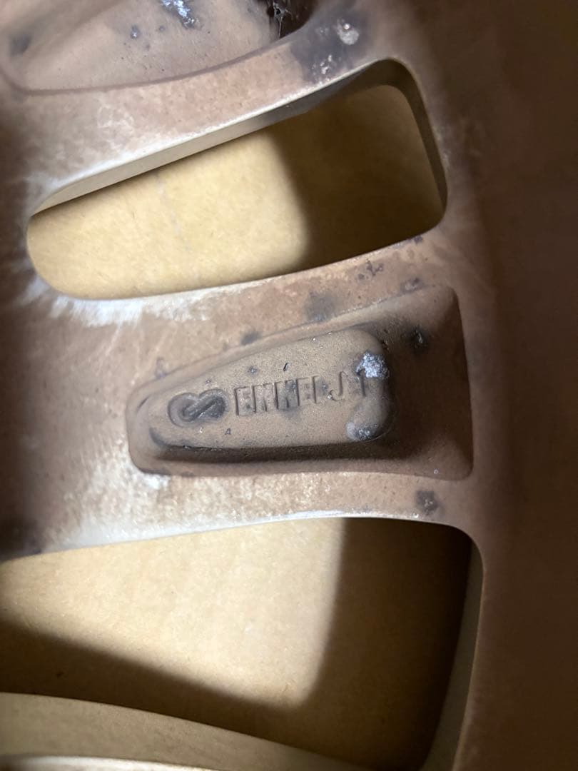 三菱 16インチ アルミホイール ENKEI 6穴　PCD139.7 7J