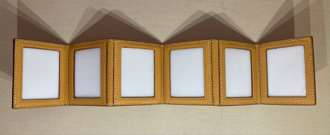 エルメス　ミニフォトフレーム　6枚用　イエロー　HERMES ギフト対応可能