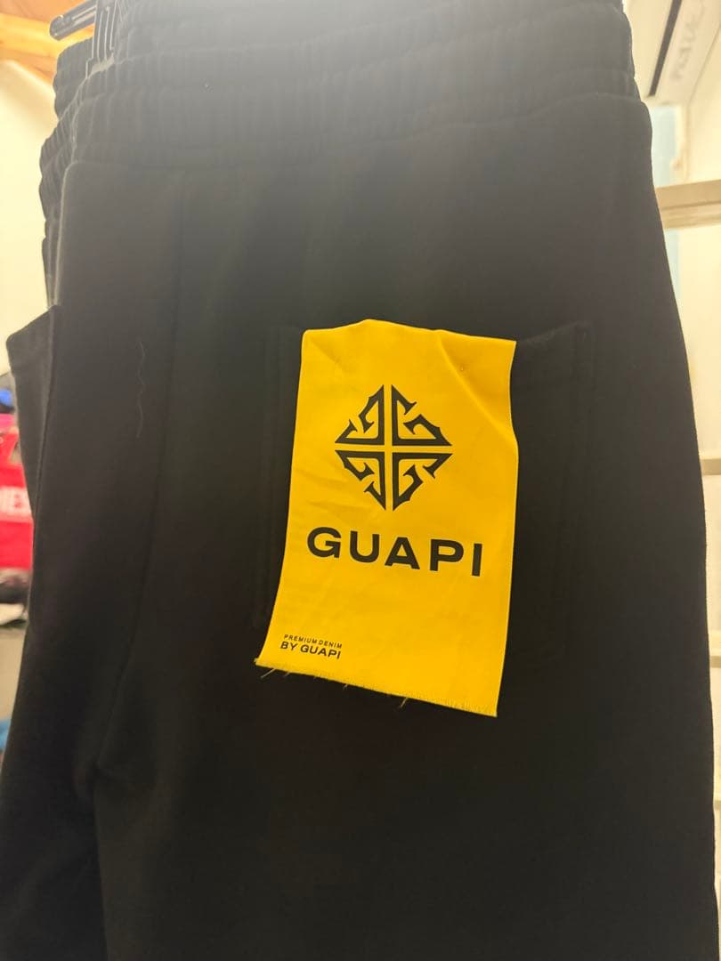GUAPI スエットパンツ　サイズ30