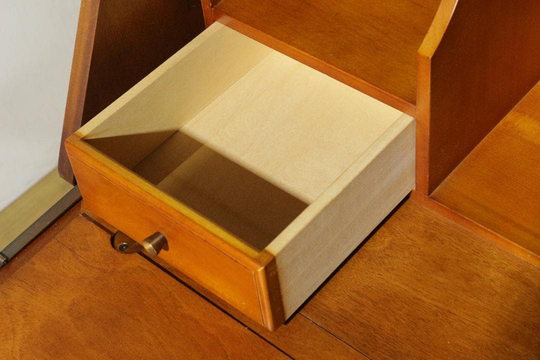 ル*ド様 横浜元町ダニエル★ライティングビューロー★樺材★木製家具★