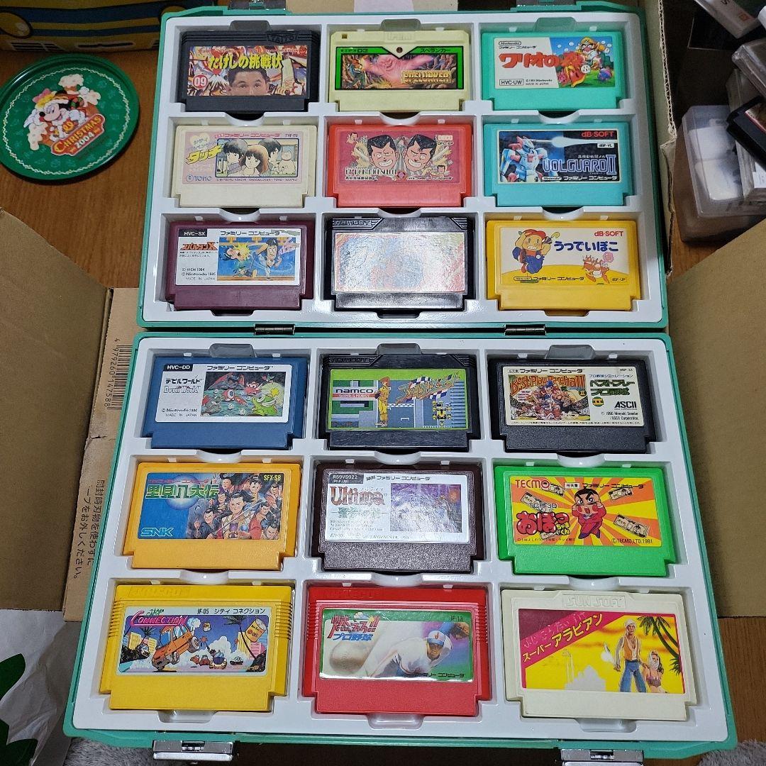 ファミコンカセット詰め合わせとアタッシュケース【レア】