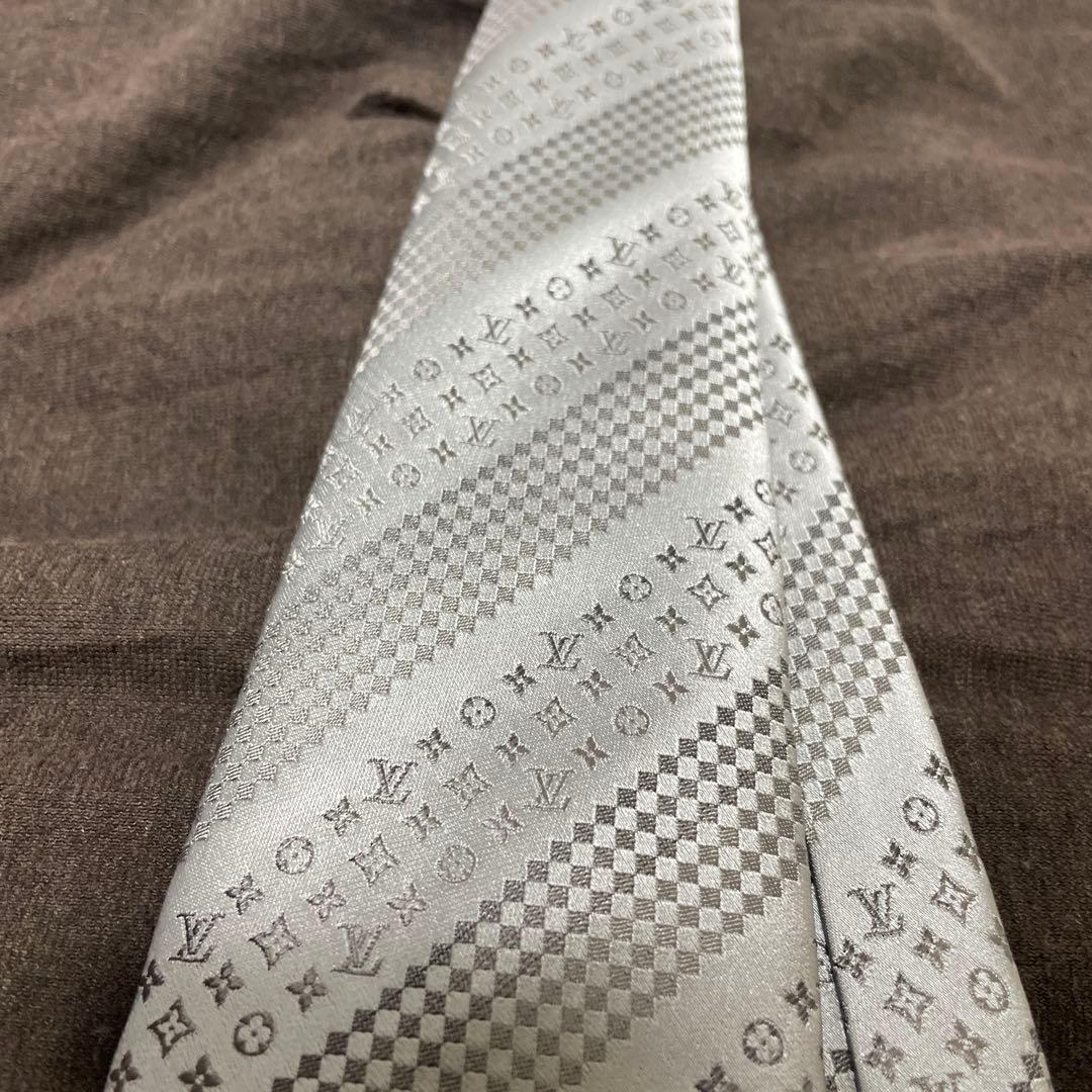【美品】ルイヴィトンネクタイ