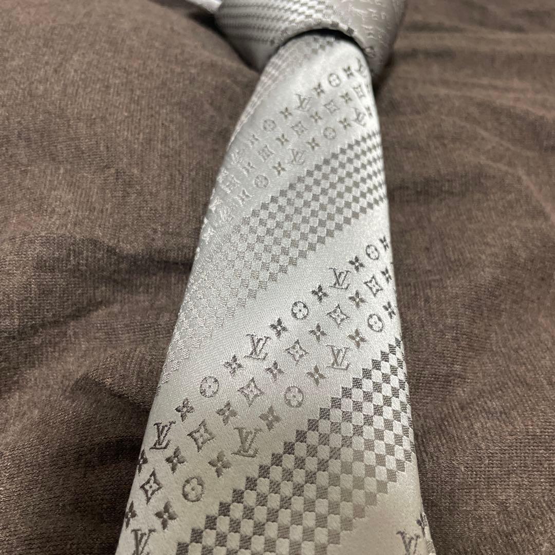 【美品】ルイヴィトンネクタイ